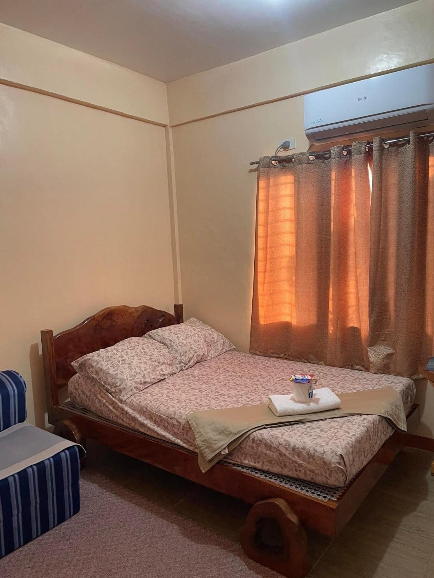 Anvel Homestay Basco Exterior foto